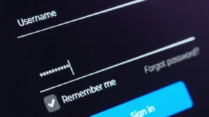 Image Shows huuge-data-leak