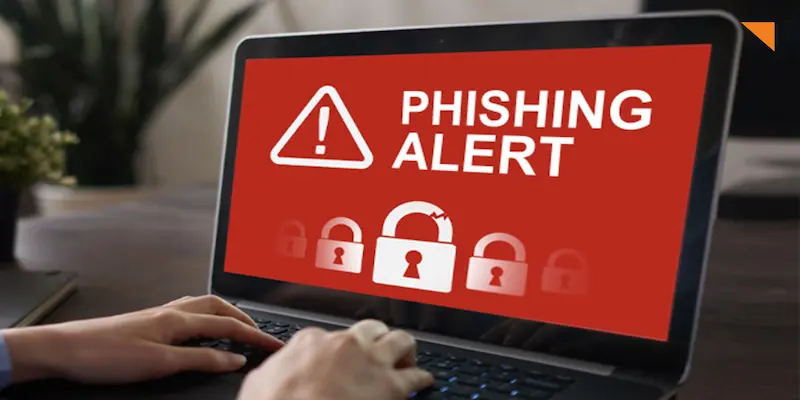 Image Shows phishing Attacks Alert